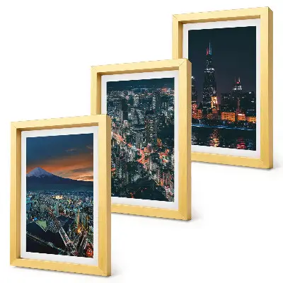 Triptych v ráme výhľad na nočné mesto s mrakodrapmi