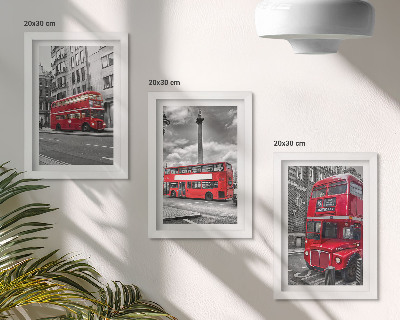 Triptych v ráme Červené autobusy v londýnskej mestskej krajine