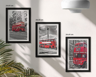 Triptych v ráme Červené autobusy v londýnskej mestskej krajine