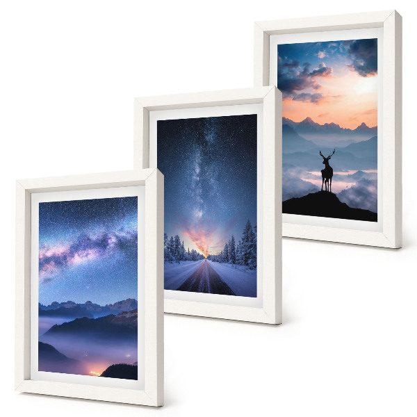 Triptych v ráme Nočná obloha, hory, krajiny v hmle a jelene