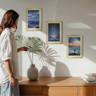 Triptych v ráme Nočná obloha, hory, krajiny v hmle a jelene