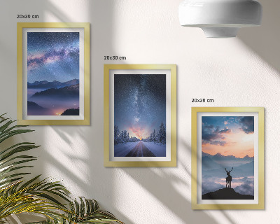 Triptych v ráme Nočná obloha, hory, krajiny v hmle a jelene