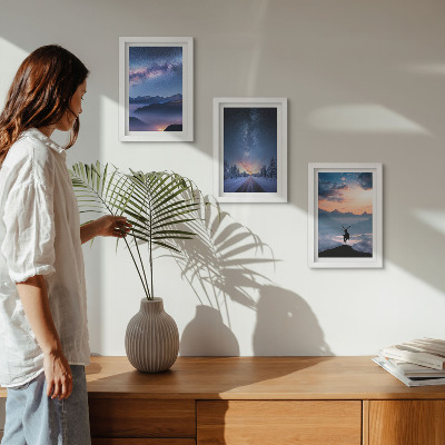 Triptych v ráme Nočná obloha, hory, krajiny v hmle a jelene