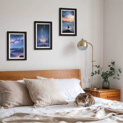 Triptych v ráme Nočná obloha, hory, krajiny v hmle a jelene