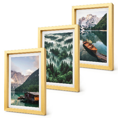 Triptych v ráme Horská krajina s jazerom, loďou a lesom v hmle