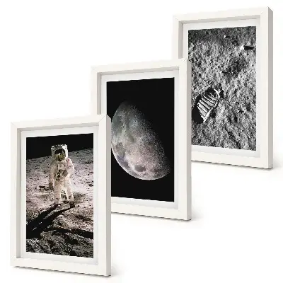 Fotografia stopy astronauta na Mesiaci triptych v ráme