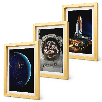 Triptych v ráme Výhľady na Zem, astronauta a raketu
