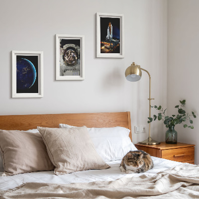 Triptych v ráme Výhľady na Zem, astronauta a raketu