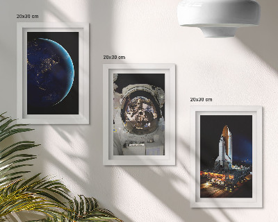 Triptych v ráme Výhľady na Zem, astronauta a raketu