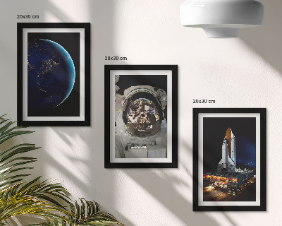 Triptych v ráme Výhľady na Zem, astronauta a raketu