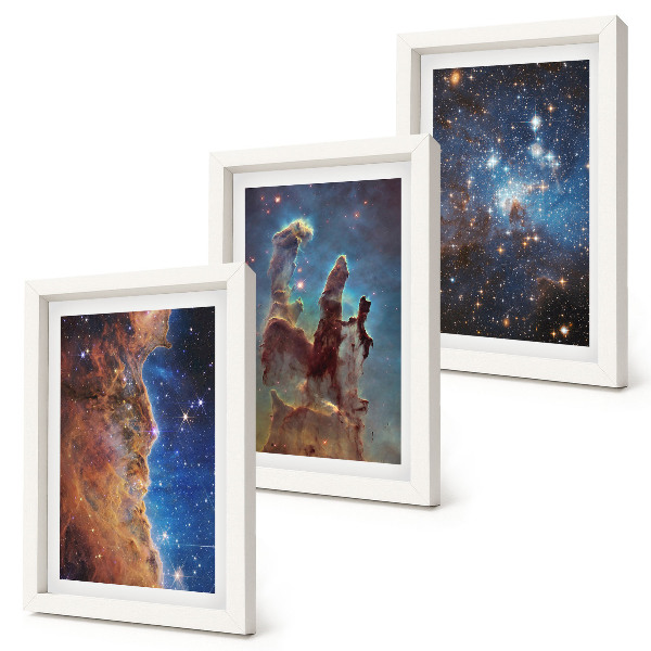 Triptych v ráme Vesmírne krajiny s galaxiami a hmlovinami
