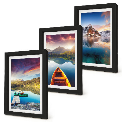 Triptych v ráme Pokojné jazerá s horskou scenériou a loďkou