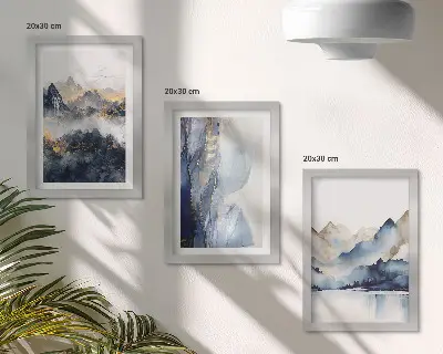 Triptych v ráme horské krajiny v modrých a sivých tónoch