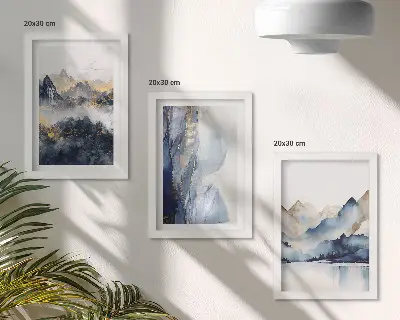 Triptych v ráme horské krajiny v modrých a sivých tónoch