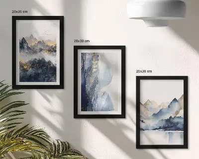 Triptych v ráme horské krajiny v modrých a sivých tónoch