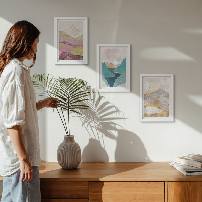Triptych v ráme Abstraktné krajiny s horami a slnkom