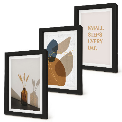 Triptych v ráme Abstraktné tvary a prírodné akcenty sú zahrnuté