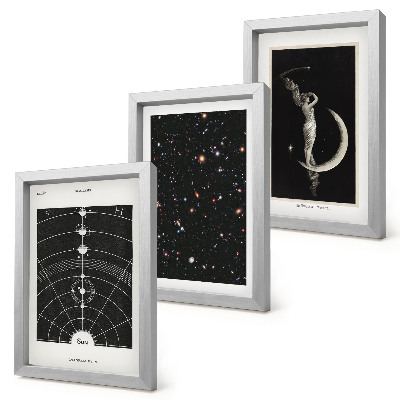Triptych v ráme Nočná postava galaxie slnečnej sústavy na Mesiaci