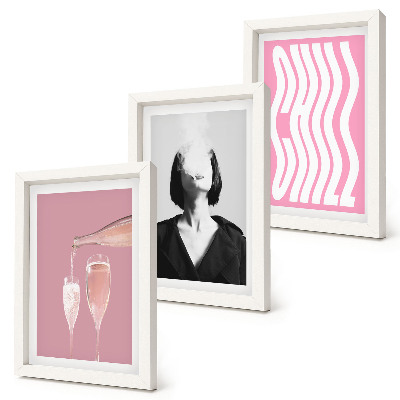 Triptych v ráme Štýlový portrét ženy relaxujúcej v šampanskom