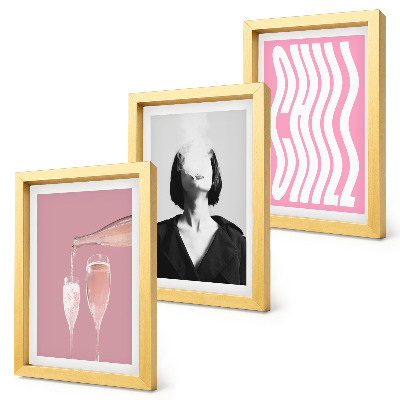 Triptych v ráme Štýlový portrét ženy relaxujúcej v šampanskom