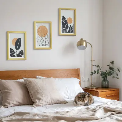 Rastlinné vzory s veľkými slnkami minimalistický triptych v ráme