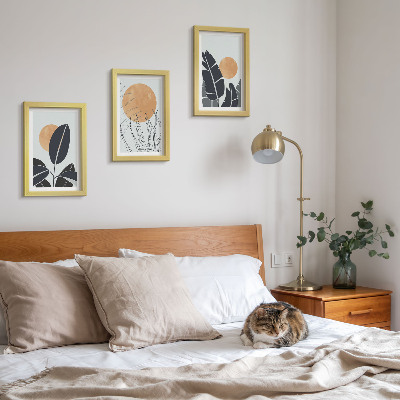 Triptych v ráme Rastlinné vzory s veľkými slnkami, minimalistický štýl