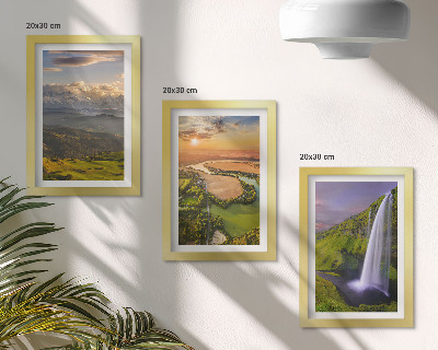 Triptych v ráme Výhľady na horskú rieku a vodopád v prírode