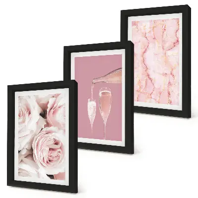 Triptych v ráme šampanské ruže na pastelovom mramorovom pozadí