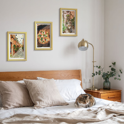 Triptych v ráme Očarujúce uličky s rastlinami a talianskou pizzou