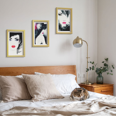 Triptych v ráme Maľované portréty žien s výraznými perami