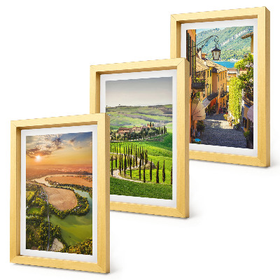Triptych v ráme Talianske krajiny s riekou, kopcami a mestskou ulicou