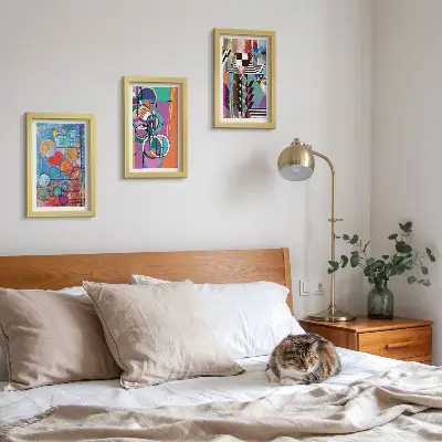 Farebné abstrakcie s kruhmi a geometrickými vzormi triptych v ráme
