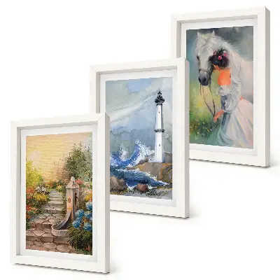 Triptych v ráme prírodné scenérie s majákom a dievčaťom s koňom