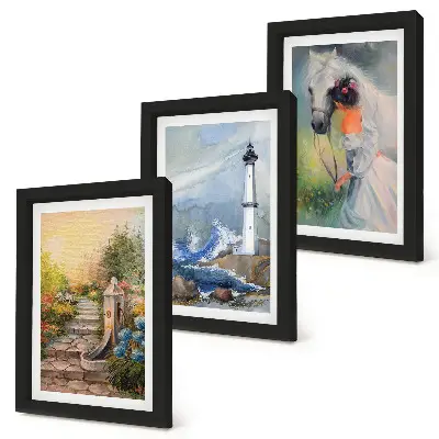 Triptych v ráme prírodné scenérie s majákom a dievčaťom s koňom