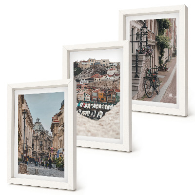 Triptych v ráme Očarujúce mestské ulice s výhľadom na prístav a budovy