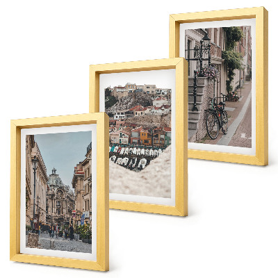 Triptych v ráme Očarujúce mestské ulice s výhľadom na prístav a budovy