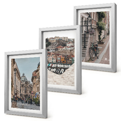 Triptych v ráme Očarujúce mestské ulice s výhľadom na prístav a budovy