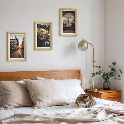 Triptych v ráme Sada obrázkov s mestom, jedlom a výhľadom na Londýn