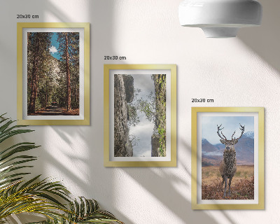 Triptych v ráme Cesta v lese, hory a jelene v prírode