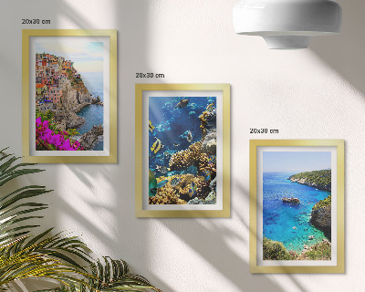 Triptych v ráme Výhľady na more s farebnými domami a koralovým útesom