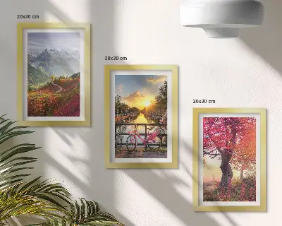 Horská krajina s bicyklom a jesenným stromom triptych v ráme