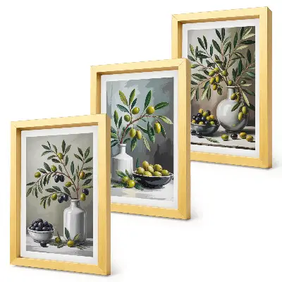 Olivy v keramických miskách na sivom pozadí triptych v ráme