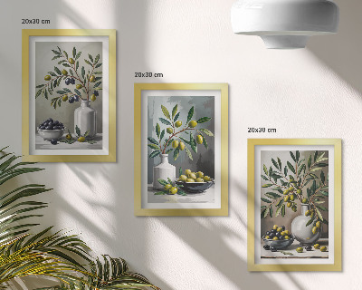 Triptych v ráme Olivy v keramických miskách na sivom pozadí