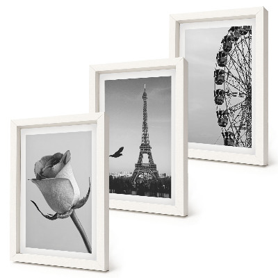 Triptych v ráme Ružová Eiffelova veža a ruské koleso v monochromatickom štýle
