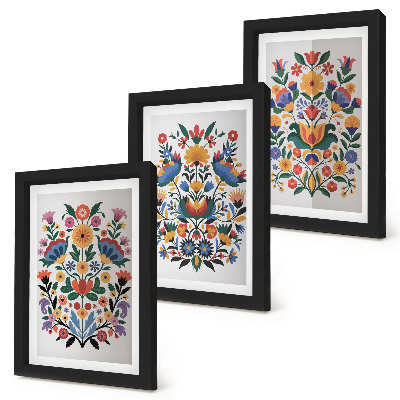 Triptych v ráme Kvetinové vzory v intenzívnych farbách na bielom pozadí