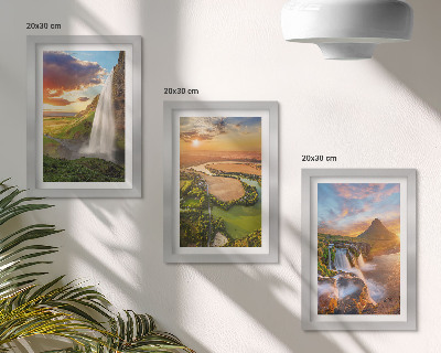 Triptych v ráme Vodopády, horská krajina a rieky pri západe slnka