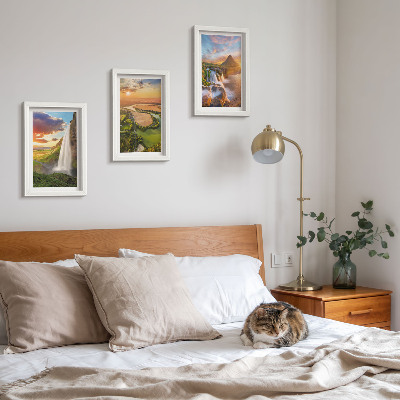 Triptych v ráme Vodopády, horská krajina a rieky pri západe slnka