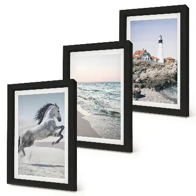 Triptych v ráme Kone v pohybe pláž s majákom a morskými vlnami