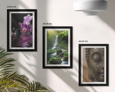 Triptych v ráme Kvety vo vodopáde so zelenými skalami Budha