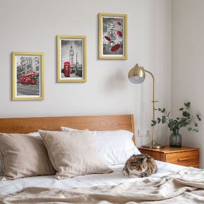 Triptych v ráme Červené akcenty a slávne londýnske budovy